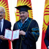 Шакиевге Бишкек гуманитардык университетинин 
