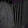 ФОТО - Женщина посмотрела запись с камеры наблюдения в детской комнате и испугалась