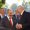Лукашенко Пашинянга шашылыш кадамдардан качууга кеңеш берди