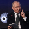 Саясаттын санкциялары: Путин саламга жараша алик берди