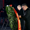 Садыр Жапаров и Владимир Путин возложили венки к Вечному огню в Бишкеке