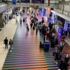 Полеты продолжаются в главном аэропорту Венесуэлы, несмотря на угрозу США закрыть воздушное пространство