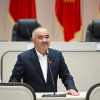 Нурланбек Тургунбек уулу: Жыйынга катышпаган депутаттар жазаланат