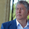 Атамбаевдин кыргыз элине кыянатчылыгы көп болсо да, бир “эрдигин” айтпай коюуга болбойт