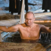 Путин чөмүлүү майрамында сууга түштү — Песков