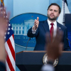 Вэнс заявил о намерении США добиваться сделки с Ираном