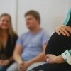 Кыргызстанда карын эне кызматын чет өлкөлүктөр үчүн тыюу салуу сунушталды