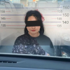 В Бишкеке девушка повредила ножом шины припаркованной машины