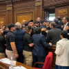 В парламенте Армении произошла драка между депутатами