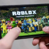 Депутаттар Roblox оюнун чектөөнү сунушташты