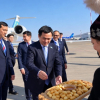 Казакстан парламентинин төрагасы Бишкекке келди