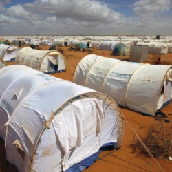 Суд заблокировал закрытие крупнейшего в мире лагеря беженцев