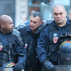 После протестов в пригороде Парижа задержали 37 человек