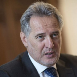 Фирташа задержали после решения суда о его экстрадиции в США