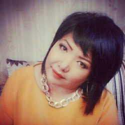 Элнура Кулуева: “1000 ак элечек айымдар -2017” майрамдык иш-чараны өткөрүү аземине кызуу даярдыктар башталды"