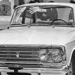 Пенсионер из ФРГ проехал на советском "Москвиче" более миллиона километров