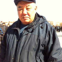 Качкын Булатов, укук коргоочу: “Атамбаев, А. Акаевдан 50 миллион рубльды алдап алган”