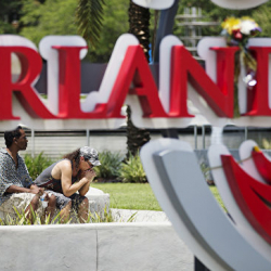 Суд отпустил под залог жену террориста из Орландо