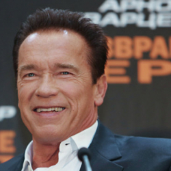 Трамп с сарказмом прокомментировал уход Шварценеггера из телешоу