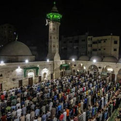 Израилдин «азанга тыюу салуу» чечимине азан айтуу менен каршылык көрсөтүлдү