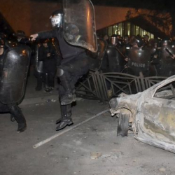 Власти и оппозиция винят друг друга в беспорядках в Батуми
