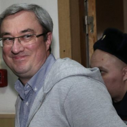 Адвокат: СК снял обвинения с Гайзера по делу о даче взятки