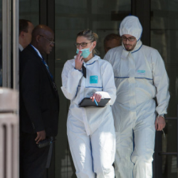 Посылку-бомбу отправили в офис МВФ в Париже из Греции, подтвердили в Афинах