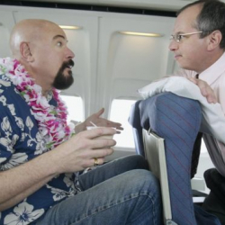 Госдума ввела уголовное наказание для дебоширов в самолетах