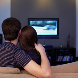 Итальянское ТВ закрыло передачу после спора о женах из Восточной Европы