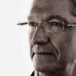 Глава компании Apple выразил соболезнования россиянам на русском языке