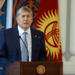  Алмазбек Атамбаев Санкт-Петербург шаарынын метросундагы жардыруудан адамдардын курман болгондугуна байланыштуу  Владимир Путинге көңүл айтты