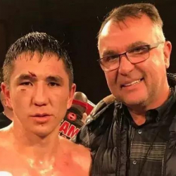 Казахстанские боксеры отправили своих соперников в нокаут на вечере бокса в США