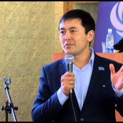 Нуржигит Кадырбеков: «Ар ким өзү тандаса жакшы болмок»