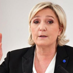 Партия "Национальный фронт" и движение "Вставай, Франция" приняли решение сформировать союз