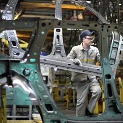 Все заводы Renault возобновили работу после кибератаки