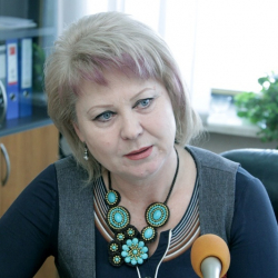 Кайрадан Карамушкина. Украинанын президенти Порошенкодон көңүлү калганын айтыптыр