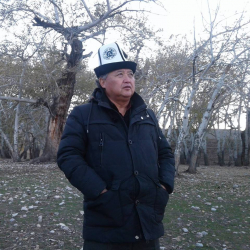 Кадыр Кошалиев: "23-май күнү Кожомкул атындагы спорт ордосунда өтө турган Республикалык Улуттук Курултайга чакырабыз"