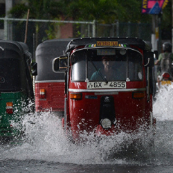Число погибших в результате наводнений на Шри-Ланке превысило 90 человек