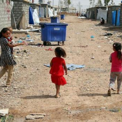 Дүйнөдө 700 миллион бала бактылуу балалыкты көрбөйт