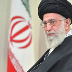 Хаменеи назвал США "сатаной"