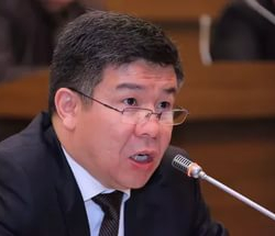 Алмамбет Шыкмаматов:  «Калк арасында карыз төлөө маданиятын калыптандырышыбыз керек»