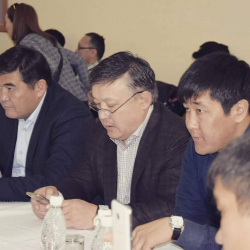 Ахматбек Келдибековду президенттик шайлоого катыштыруудан четтетүүгө аракет кылып жатат