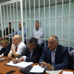 Бүгүн Текебаев менен Чотоновдун соту болот