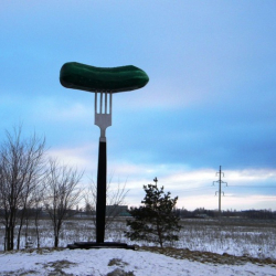 Жер-жемиш, жашылчаларга арналган эстеликтер