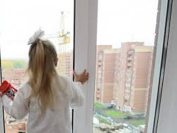 Ата-энеси 3 жашар кызын таштап...