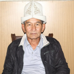 Кадырбек Керимбаев: “Садыр Жапаров менен Адахан Мадумаровду ачык колдоп чыккан мигранттардан бийлик чоочуп калды” 