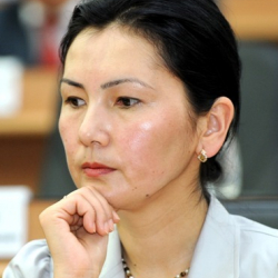 Аида Салянова сотко келбесе, аны мажбурлап алып келишмей болду