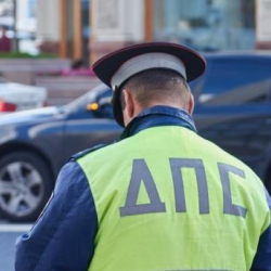 Орусия 10 миң полицияны кызматынан бошотту