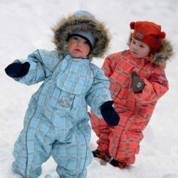 Тентек балдар суука тоңуп кала жаздашты