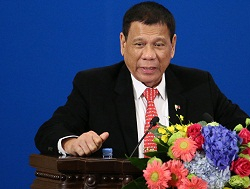 Президент аскерлерге өзүн атып салууну буюрду...